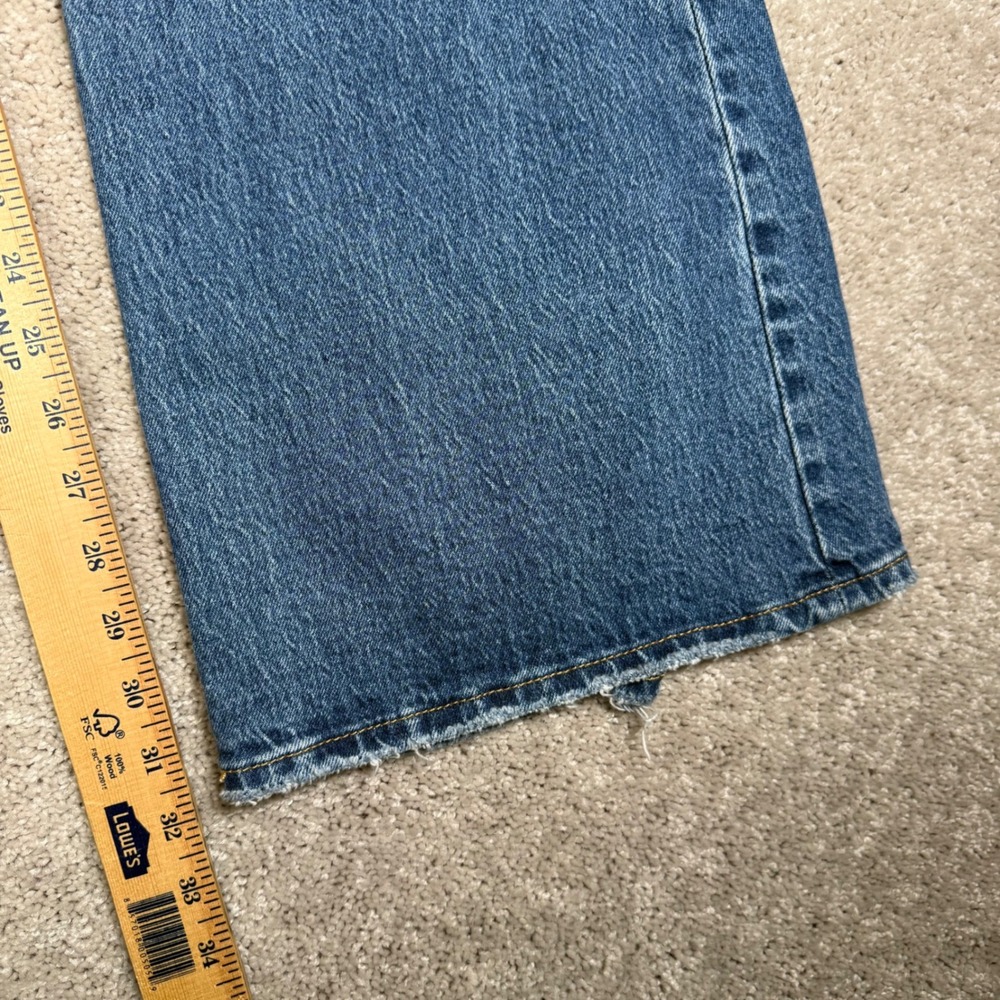 Levis 70s High Flare Jeans Blue‎ Denim Distressed Raw Hem Women's 30x32 NEW - Picture 3 of 12